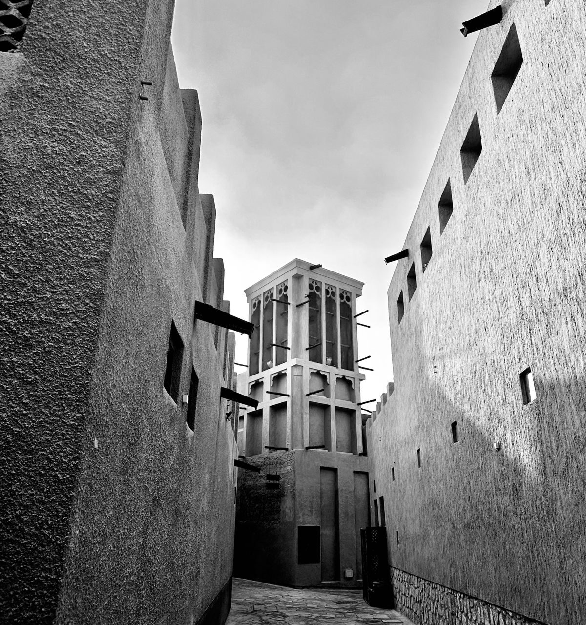 Old Dubai Uncovered: A Cultural Walking Tour